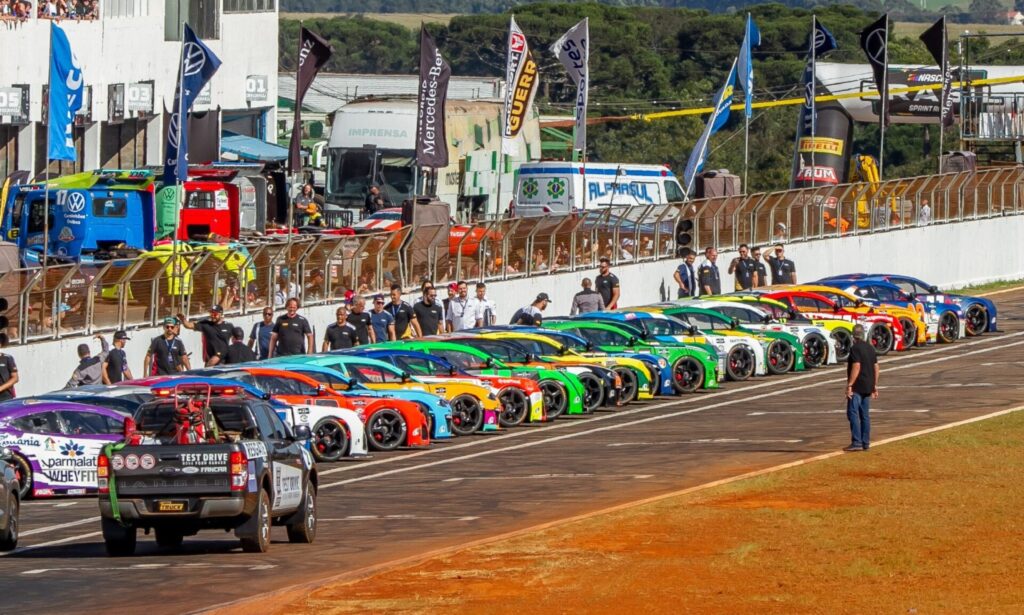 Todos os carros da NASCAR Brasil vão para o grid tratados com MILITEC 1. Foto: Luciano Santos/ SIG Comunicação